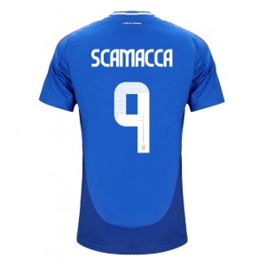Fotbalové Dres Itálie Gianluca Scamacca #9 Domácí Oblečení ME 2024 Krátký Rukáv